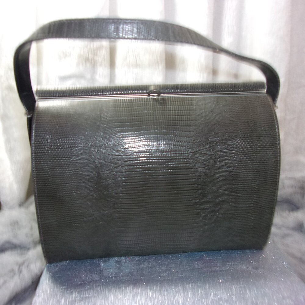 E-80 VINTAGE JOYCE GREEN LEATHER HANDBAG